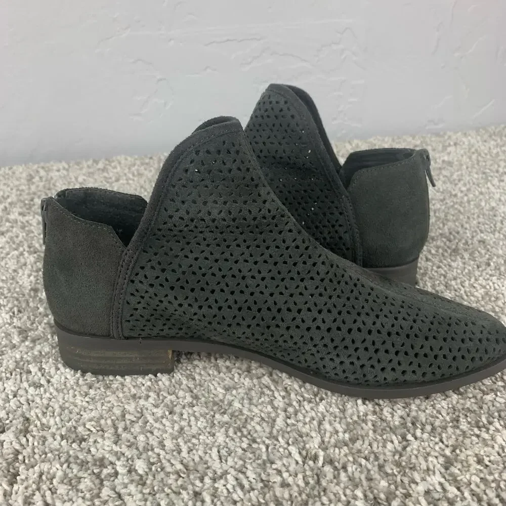 Kelsi Dagger Suede Anke Boots Size 7.5 Alley Gray Leather Upper Back Zipper